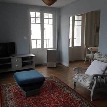 Appartements Yzeures Sur Creuse Zewnętrze zdjęcie